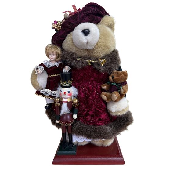 Grandeur Noel 18" Christmas Bear Collectors Edition 2000 Nutcracker - Picture 3 of 7